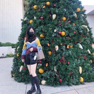 Meet your Posher, Yijun